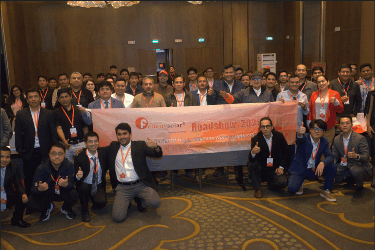 Group photo of Peru Brand Roadshow 2025